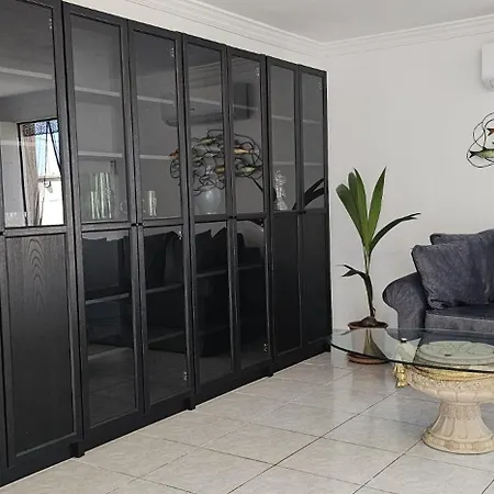 Townhouse With Shared Pool